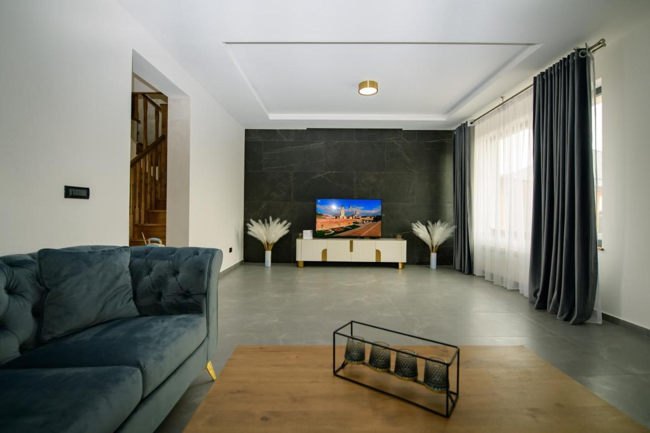 Casa Lucan Braşov Esterno foto