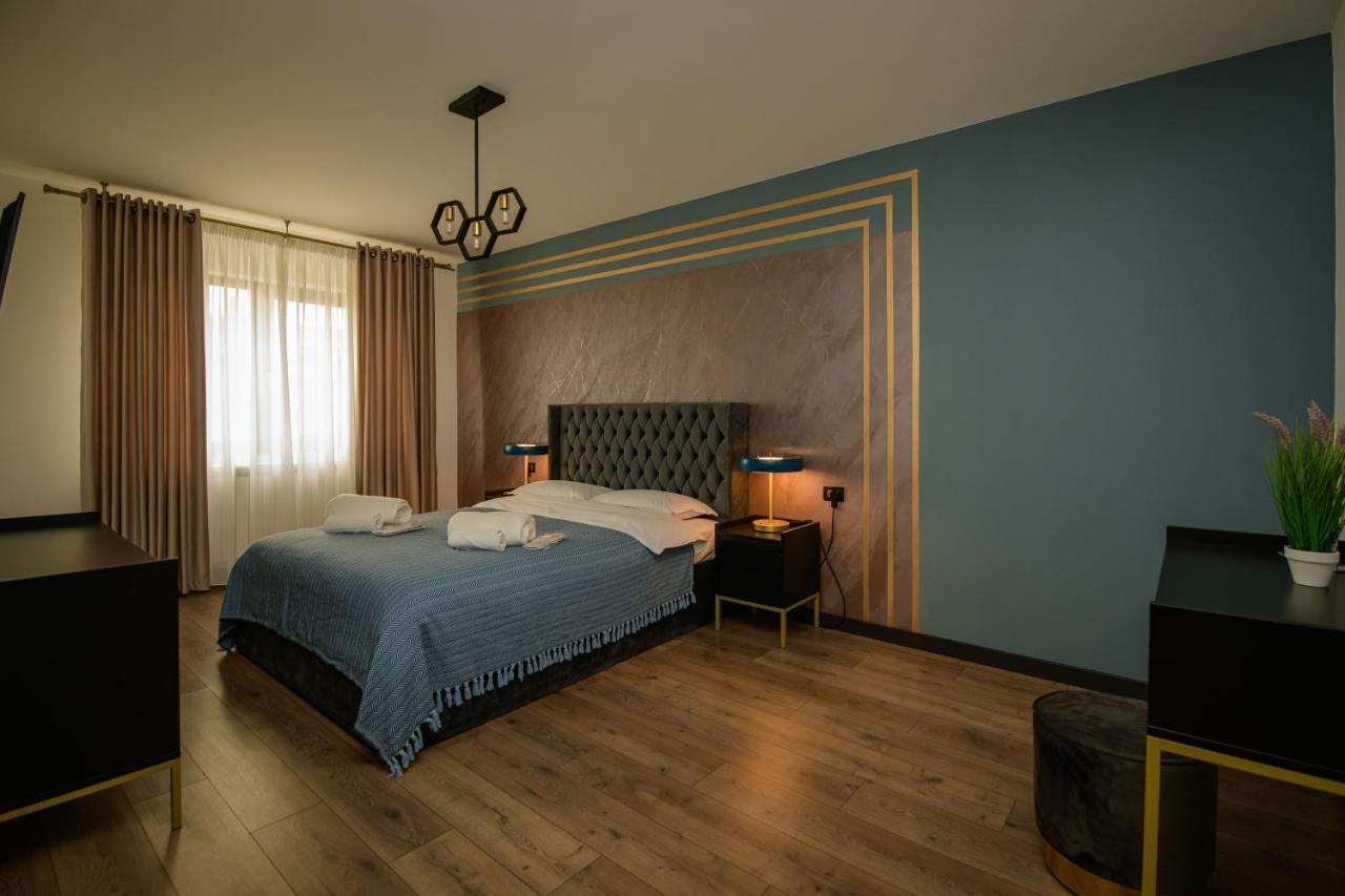 Casa Lucan Braşov Esterno foto